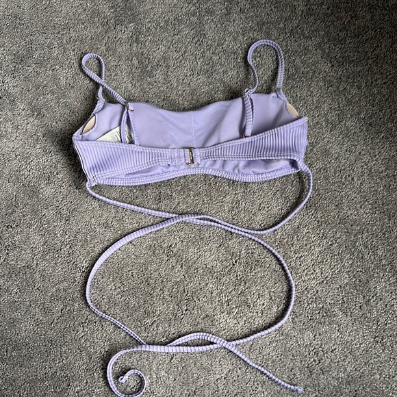 Hollister Lavender Ribbed Bikini Top - Picture 2 of 3